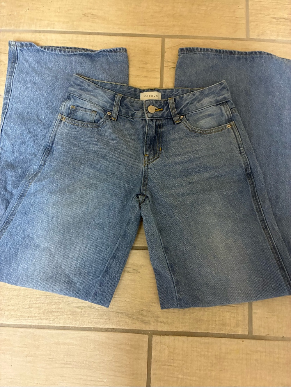 PacSun Women's medium washed wide leg jeans